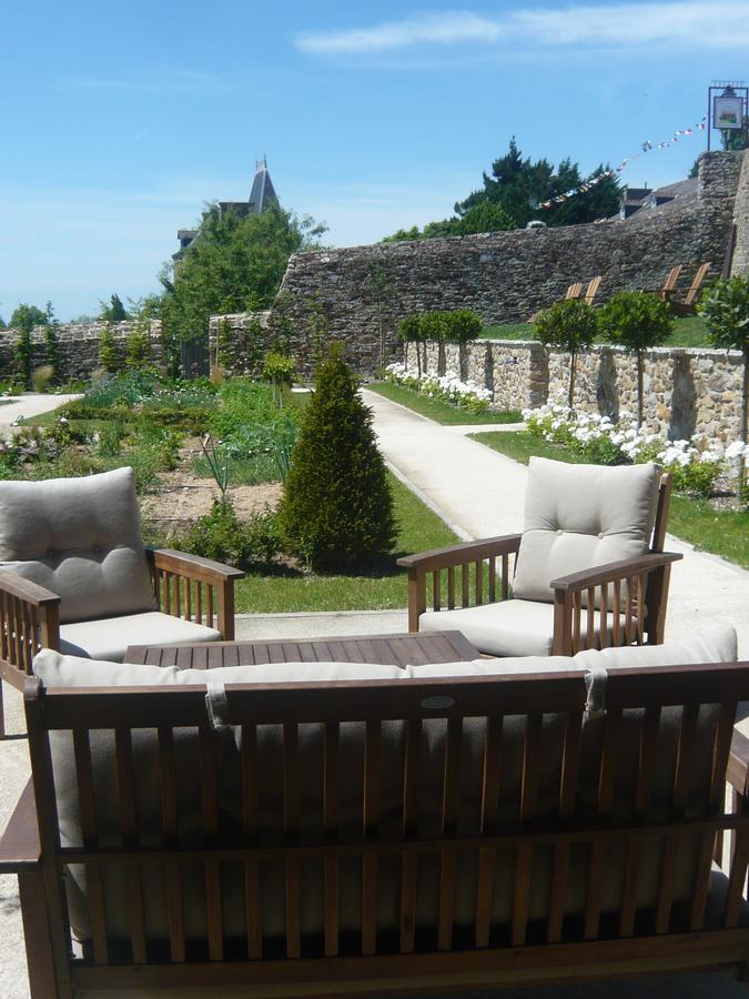 Jardin Des Simples Hotel Mont-Dol Exterior photo