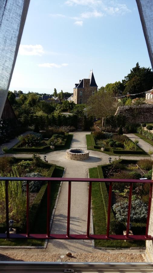 Jardin Des Simples Hotel Mont-Dol Exterior photo